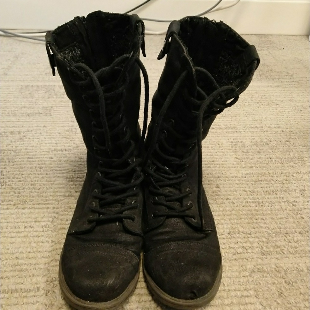 Soft everyday boots